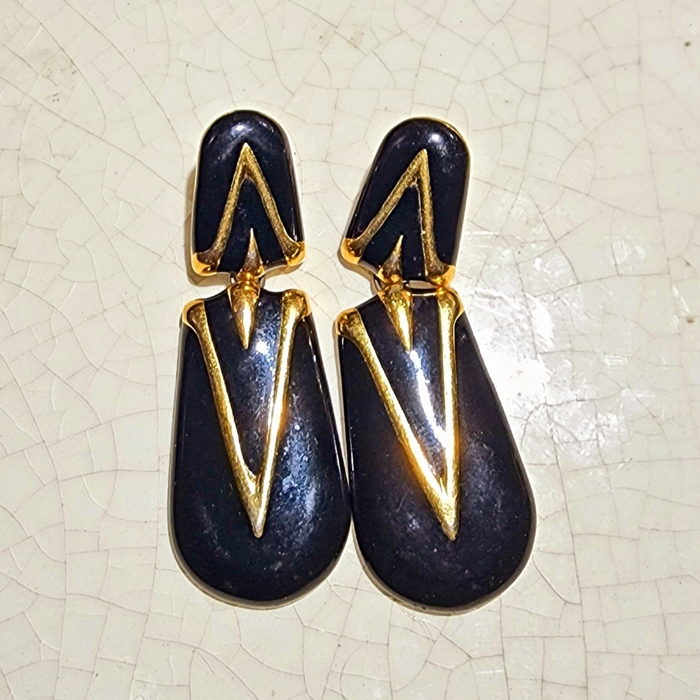 Monet Vintage 1980s black enameled with gold etching post dangle earrings
